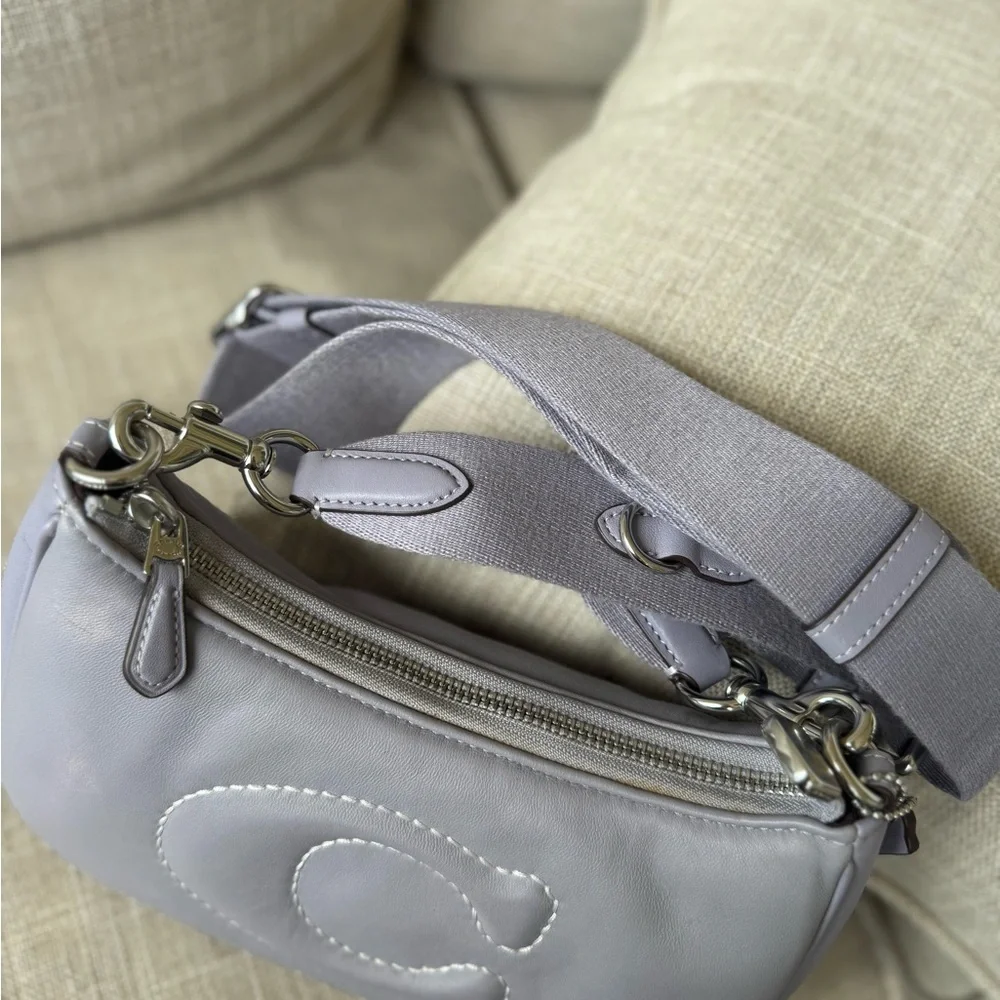 Coach Teri crossbody Bag puffy and quilted lilac leather - Picture 5 of 17
